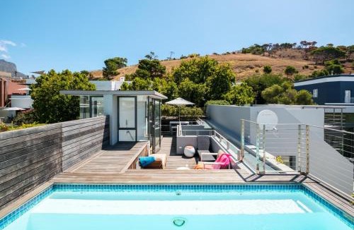Cape Town City Centre Apartment | Loader B