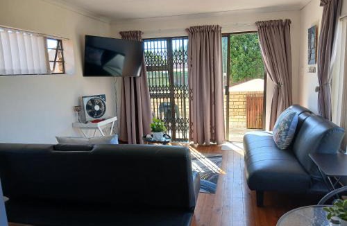Aston Bay Apartment | Loeries Nest