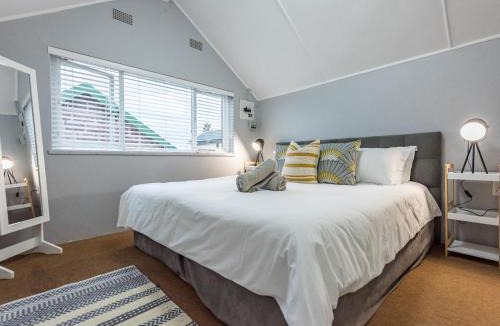 Linkside Apartment | Lilla-Bett Self Catering Mossel Bay