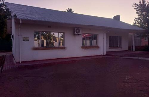Beaufort West Apartment | Milkyway