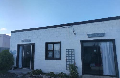 Betty's Bay Apartment | Cocos Island