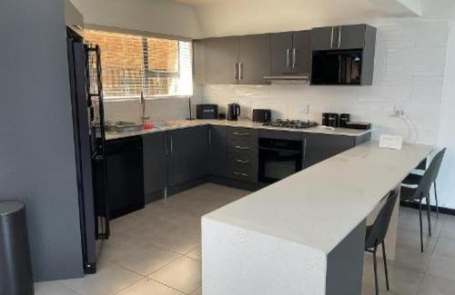 Vaal Marina House | Ericka's Luxurious Guesthouse