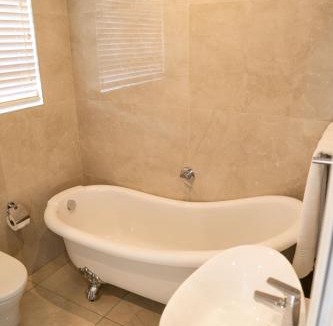 Doonside Hotel | Zar Hotel