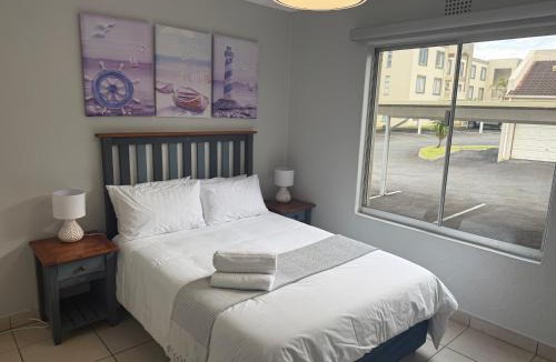 Margate Apartment | 37 Laguna La Crete