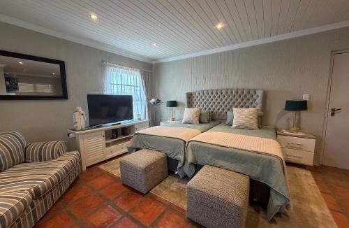 Boesmanspad Apartment | Windkraal Farm Studio