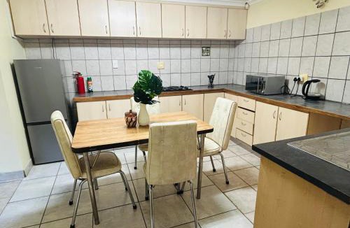 Bluewater Bay House | Vuyomat at Sea Guest House Bluewater Bay