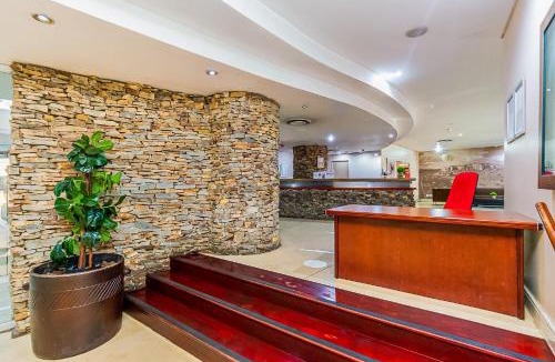 Downtown Johannesburg Apartment | Mapungubwe Serene Hotel with Wi-Fi, Heater & Parking
