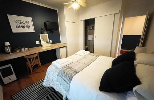 Vaalpark House | Homestead Guesthouse