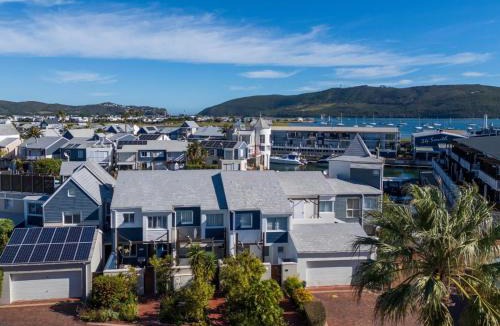 Waterfront Villa | KnysnaQuays 4