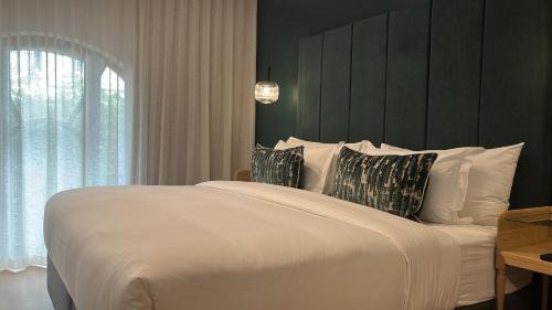 Cape Town City Centre Hotel | Old Bank Hotel - Lion Roars Hotels & Lodges