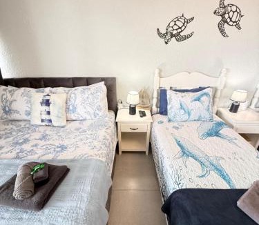 Dana Bay Bed & Breakfast | Lilies & Leopards B&B