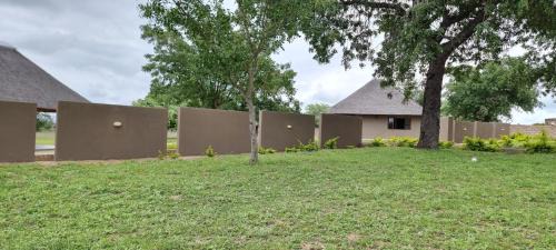 Bushbuckridge Cabin | Collen Pillar Hotels, Windsor Royale