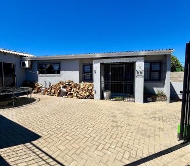 Paarl Apartment | Angel's Cottage