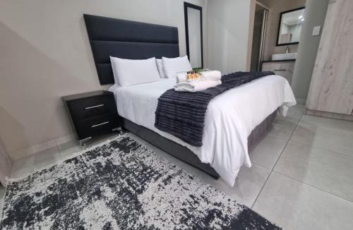 Kempton Park House | Emerald Guesthouse