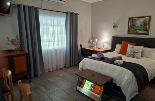 Somerset East House | Altenburgh Accommodation - Apartments
