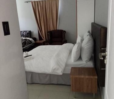 Milnerton House | Edion Royal Guesthouse