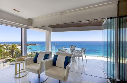Clifton Apartment | Clifton YOLO Spaces - Clifton Beachfront Penthouse
