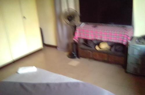 Vanderbijlpark House | The Beautiful Thatch Guesthouse