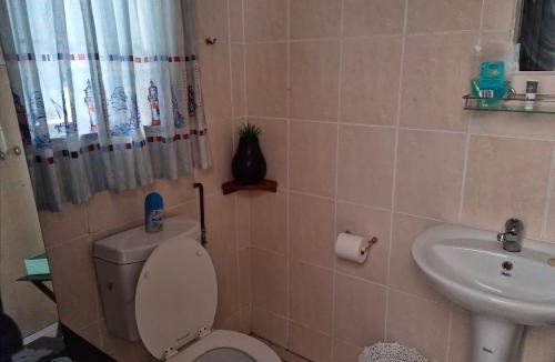 Kraaifontein Apartment | UITZICHT STAY Durbanville Pet Friendly