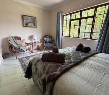Worcester Apartment | Sigi's Cottage Cozy Farm Stay