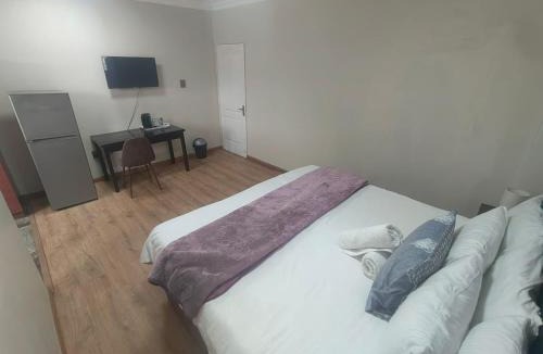 Greater Johannesburg Metropolitan Area House | Adhara Hotel