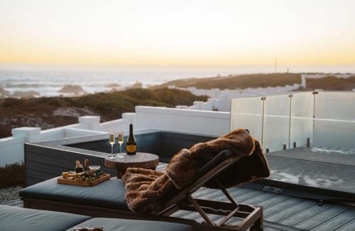 Yzerfontein Villa | Jonesy's Place on the Beach