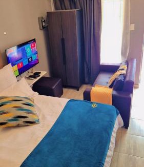 Rustenburg Hotel | Turquoise Blue Family Room