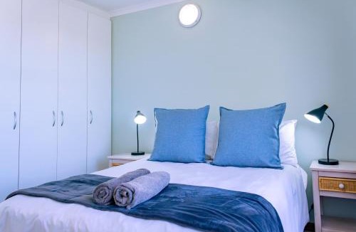 Voelklip House | Voëlklip Family Villa - Oceanview & Pet Friendly