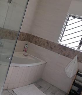 Malmesbury House | Terrys place