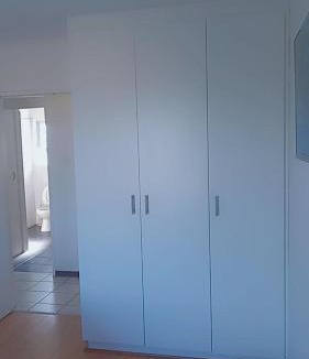 Bluewater Bay Apartment | white house Bluewaterbay