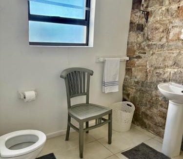 Glencairn House | Ollava Guesthouse
