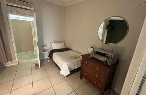 Upington House | Selah Guesthouse