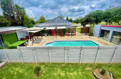 Dundee House | Bluenova guesthouse