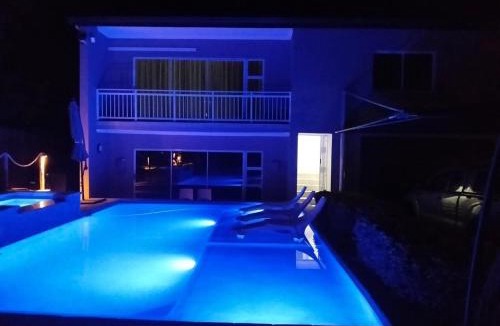 Pennington House | Miskin Place Unit 3