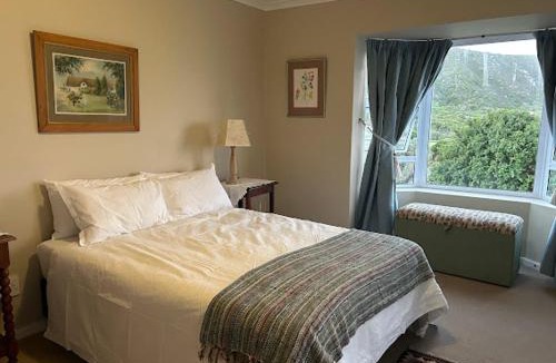 L'Agulhas House | Restio