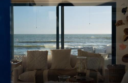 Gordons Bay Central Villa | Casa Blue- Luxury Beachfront villa