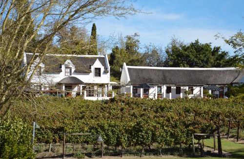 Stellenbosch Apartment | Monkscowl Estate