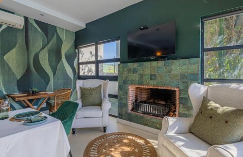 Koelenhof Hotel | Ladybird Boutique Hotel at Kanonkop Operated by Touch Down Africa