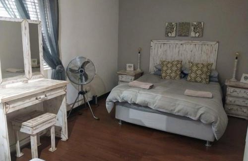 Universitas Apartment | Edaneg
