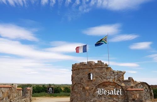 Kanoneiland House | Bezalel Estate Country House