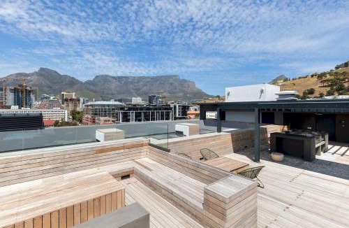 Cape Town City Centre Apartment | The Docklands 509 By Ctha