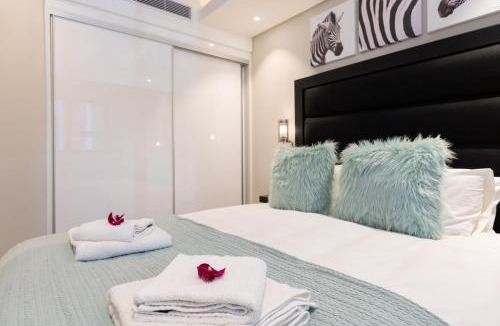 Cape Town City Centre Apartment | The Docklands 509 By Ctha