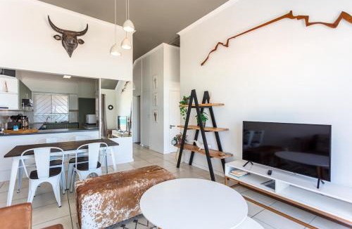 Bloubergstrand Apartment | Sea Spray B403 by CTHA