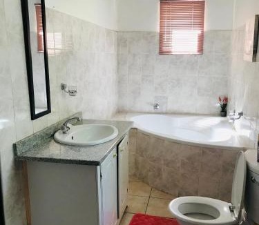 Aliwal North Bed & Breakfast | Sondela Bed and Breakfast