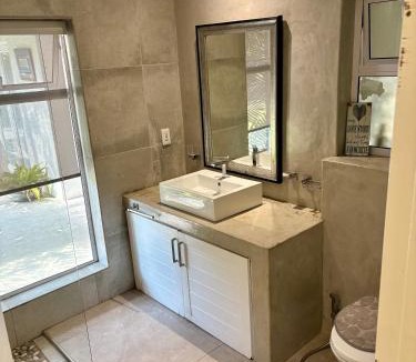 Flamingo Vlei House | Bird Song Bedroom