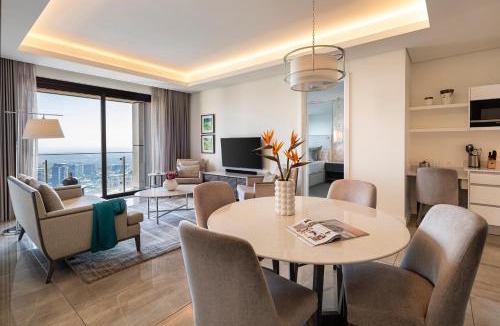 Sandown Hotel | The Leonardo
