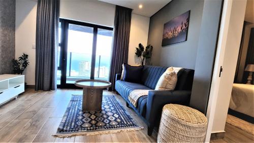 Umhlanga Apartment | Oceans Apartments Balcony Suites in the Radisson Blu Hotel Building Tower,Durban,Umhlanga