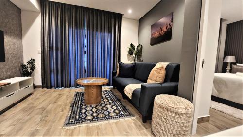 Umhlanga Apartment | Oceans Apartments Balcony Suites in the Radisson Blu Hotel Building Tower,Durban,Umhlanga