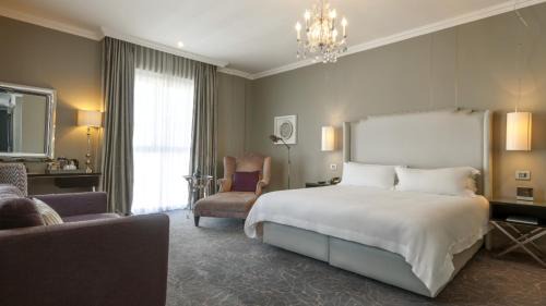 Victoria and Alfred Waterfront Hotel | Queen Victoria Hotel by NEWMARK