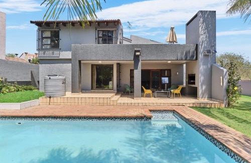 Woodmead Villa | Villa Picasso - 2 Bedroom